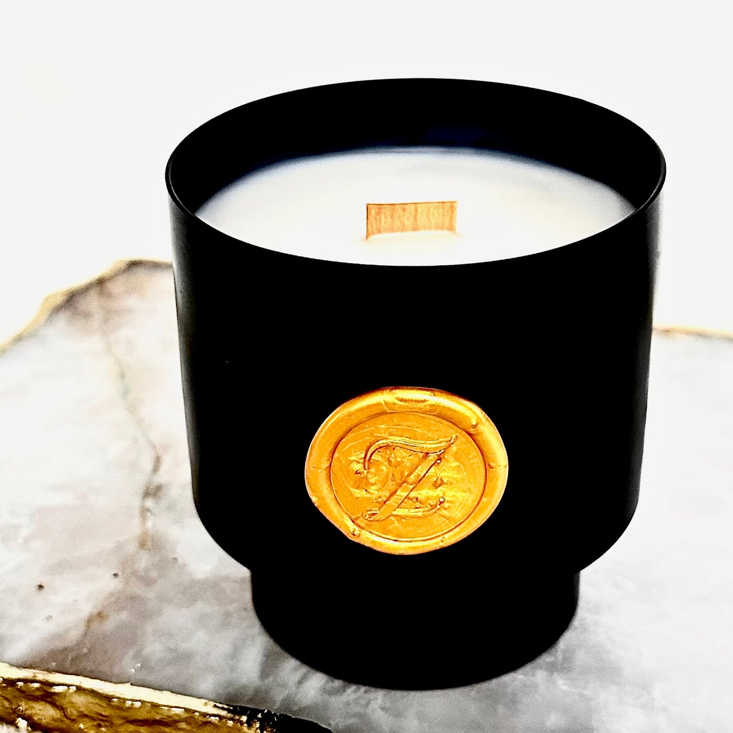 Noctis – Limited Black Edition