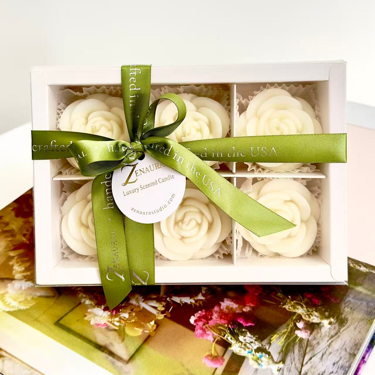 Holiday Candle – Ivory Rose Edition