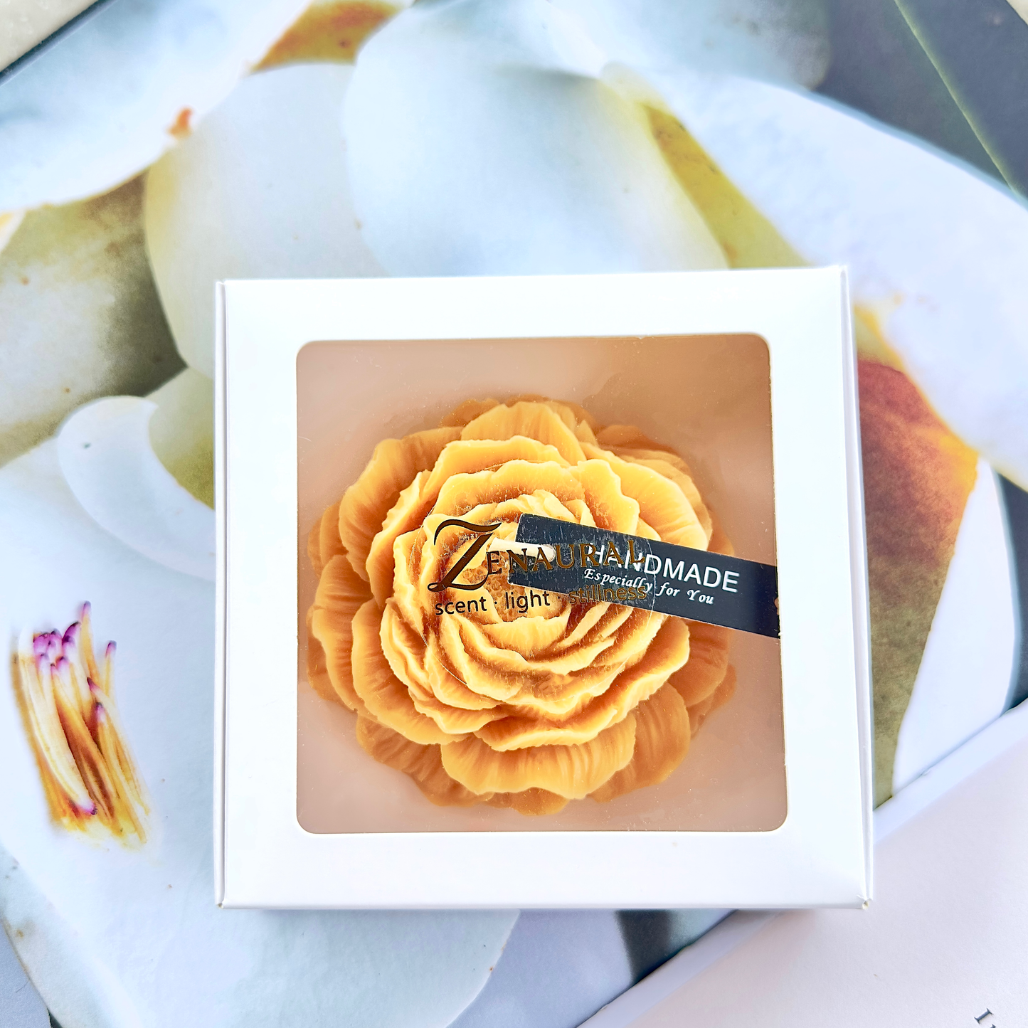 Single Bloom Candle — Blush Bloom (Pink)