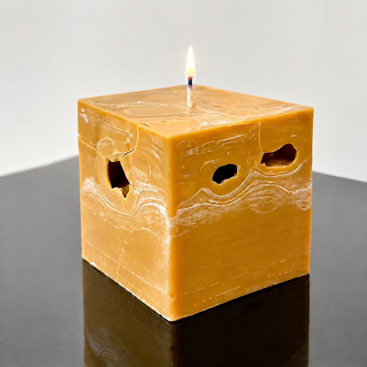 Aether Hollows — Amber Quartz Grande