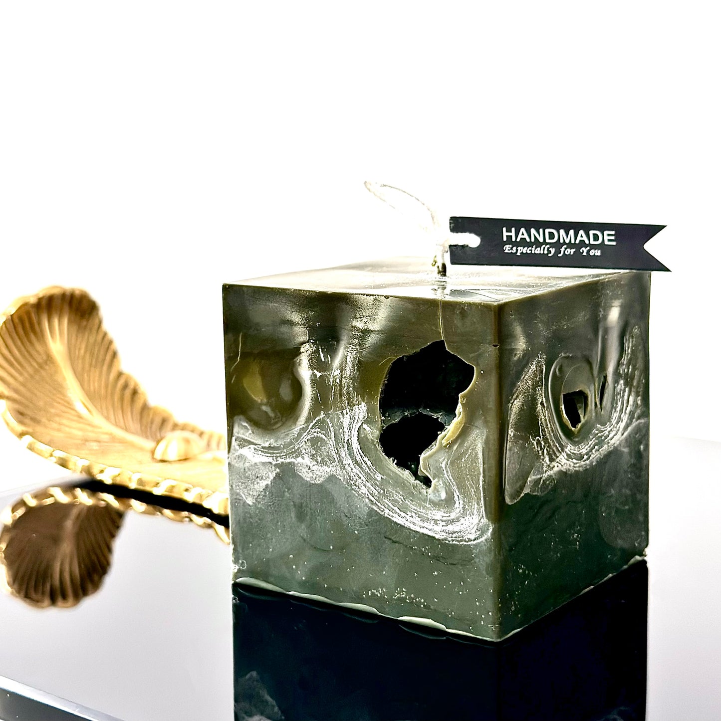 Aether Hollows — Olive Strata