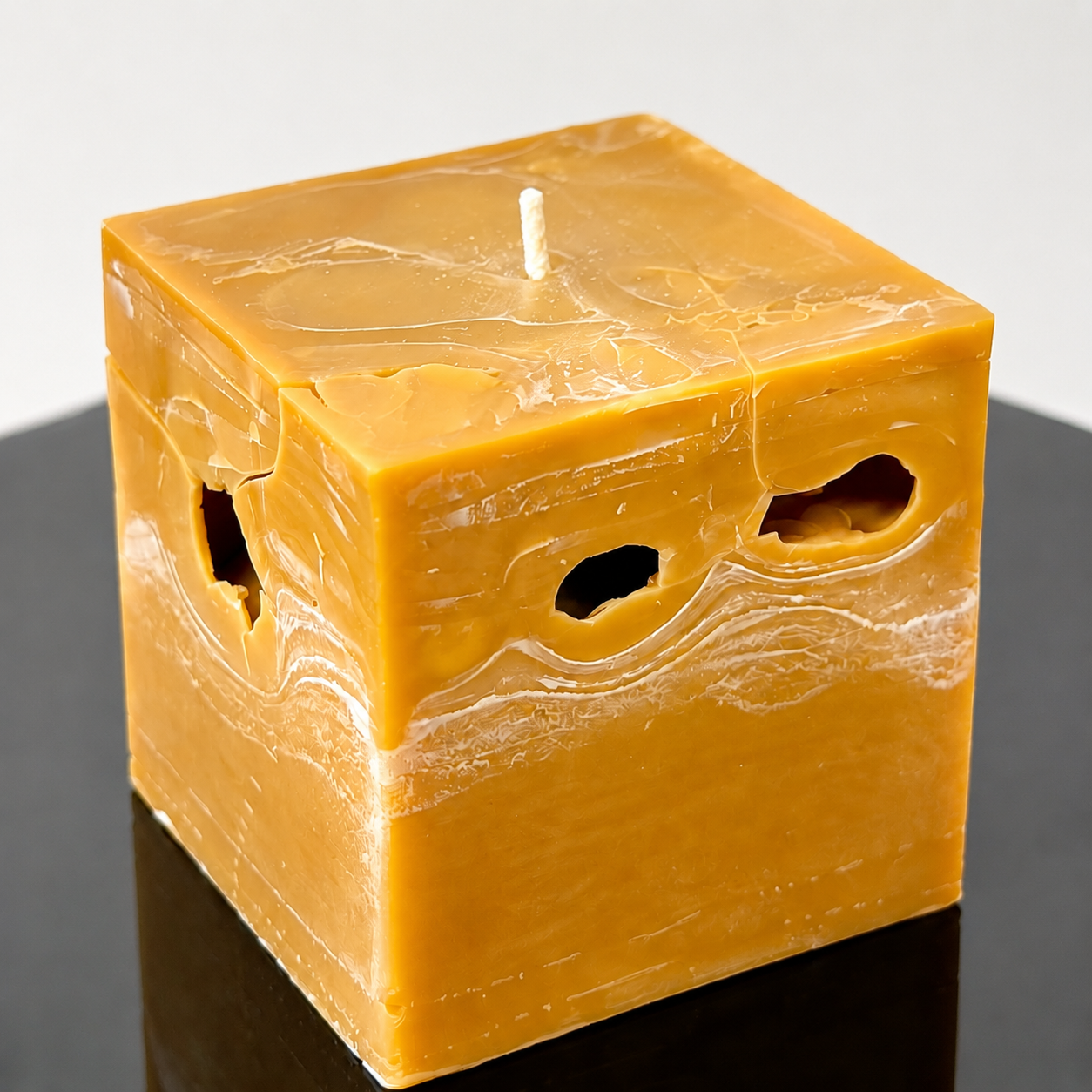Aether Hollows — Amber Quartz Grande
