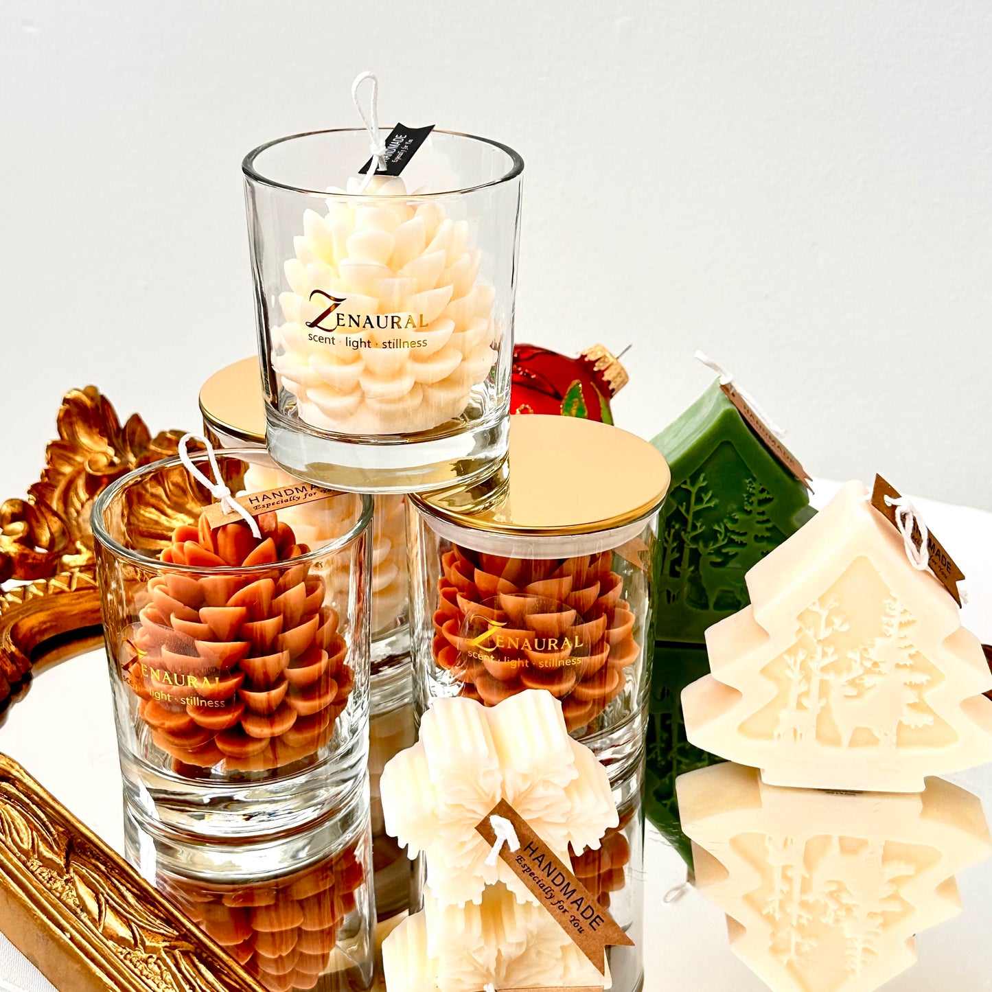 Holiday Candle — Pinecone Candle (Ivory Pine)