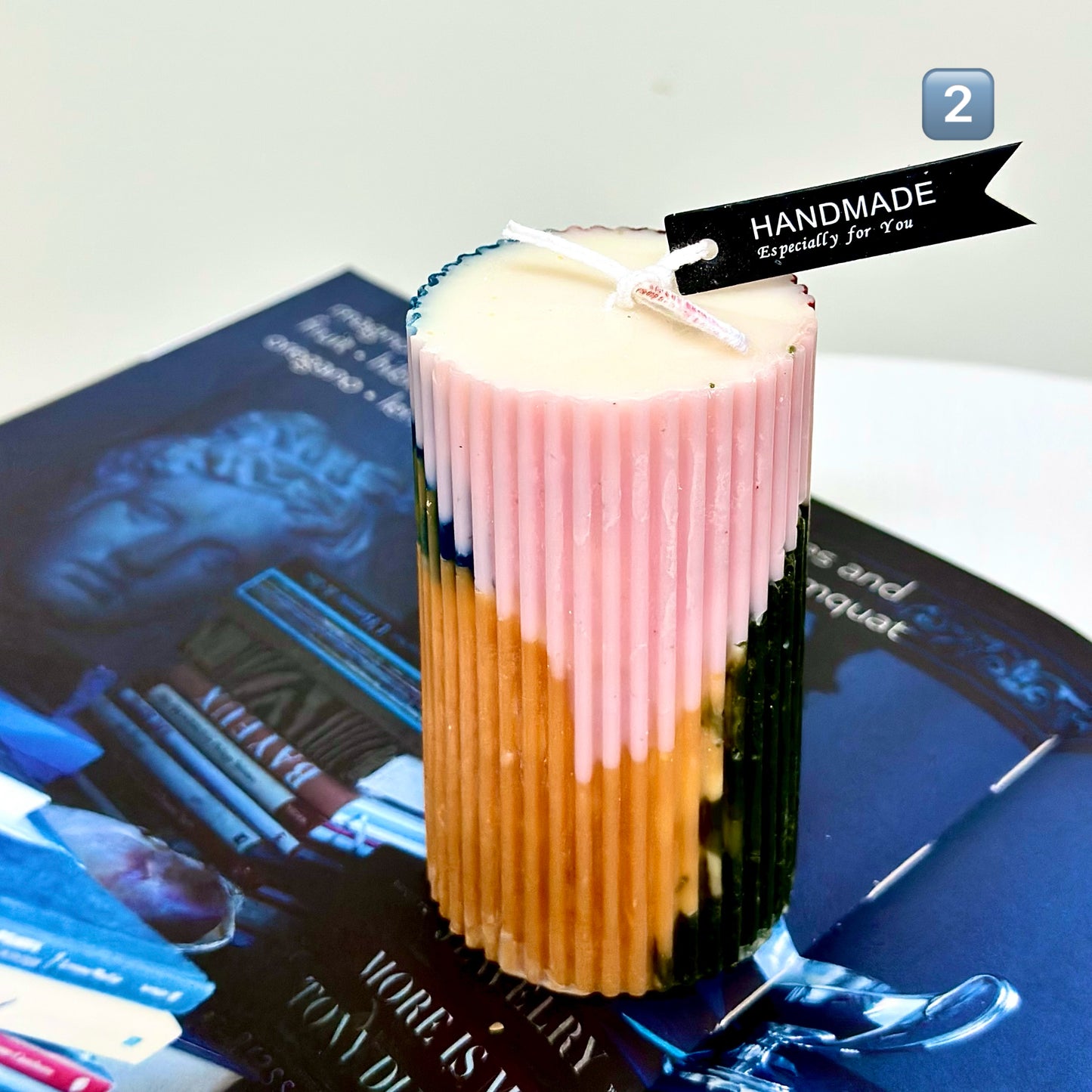 Poème en Cire — Wax Composition