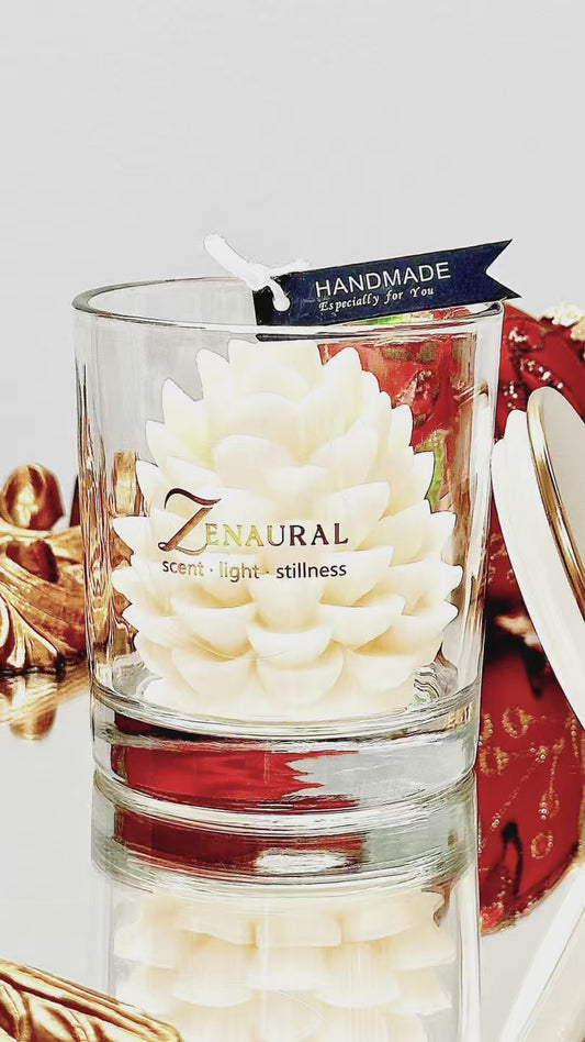 Holiday Candle — Pinecone Candle (Ivory Pine)
